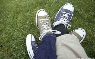 梦见被人追求(梦见别人喜欢我追我)