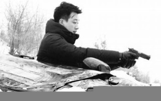 梦见有人追杀我(梦见别人拿着刀追我)