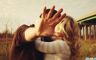 如果单身太久突然被撩(单身太久被女生给撩到了)